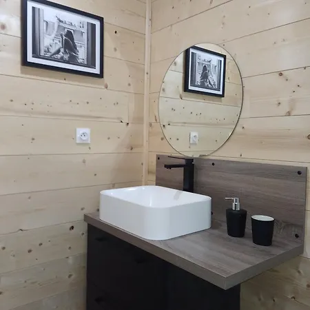 Quarto em Acomodações Particulares Les D'alex 1